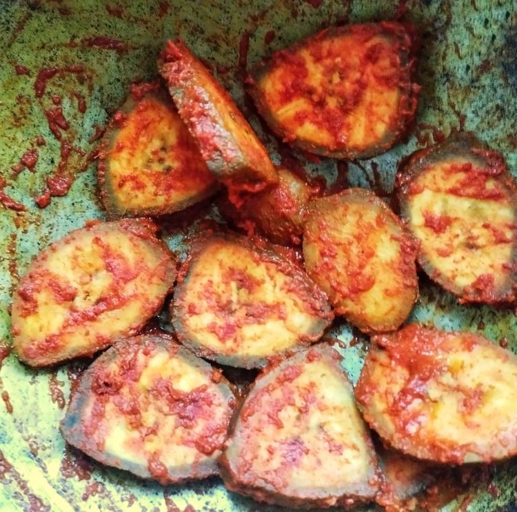 Step 1.1: Transfer to a bowl and add chilli powder, ginger-garlic paste, pepper powder, and salt