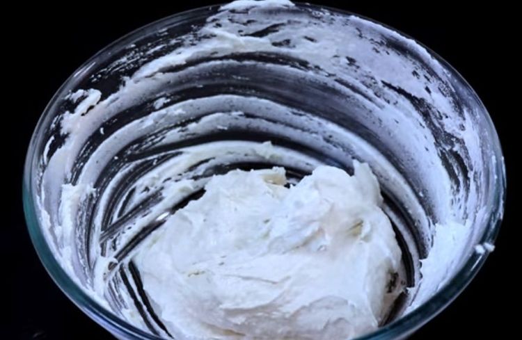 Step 1.1: Drain the water and grind to a smooth paste by adding a little cold water