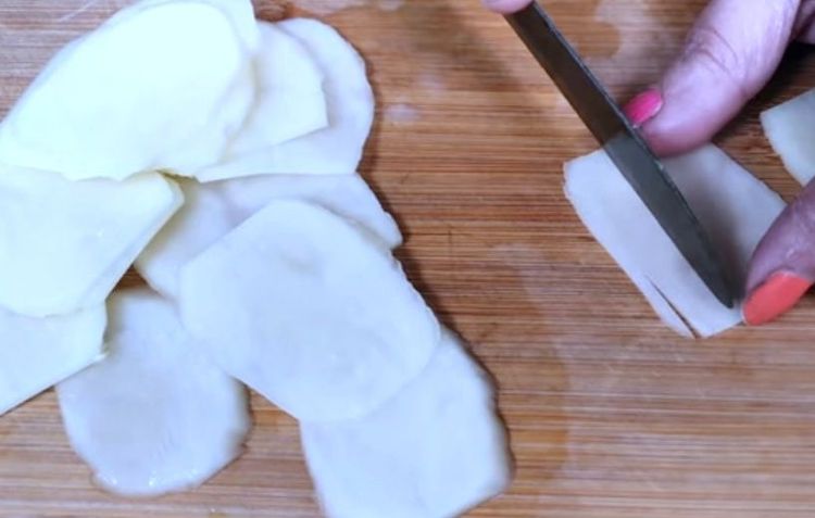 Step 1.1: Cut the slices into sticks