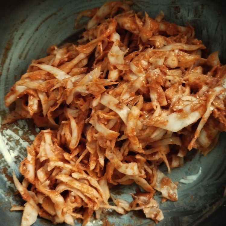 Step 1.1: Add corn flour and besan flour