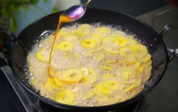 Step 1.2: Stir the slices