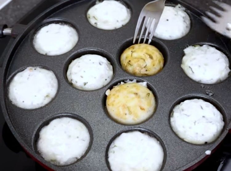 Step 4.1: Cook until golden