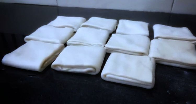 Step 1.1: Let the folded dough rest for 15 minutes