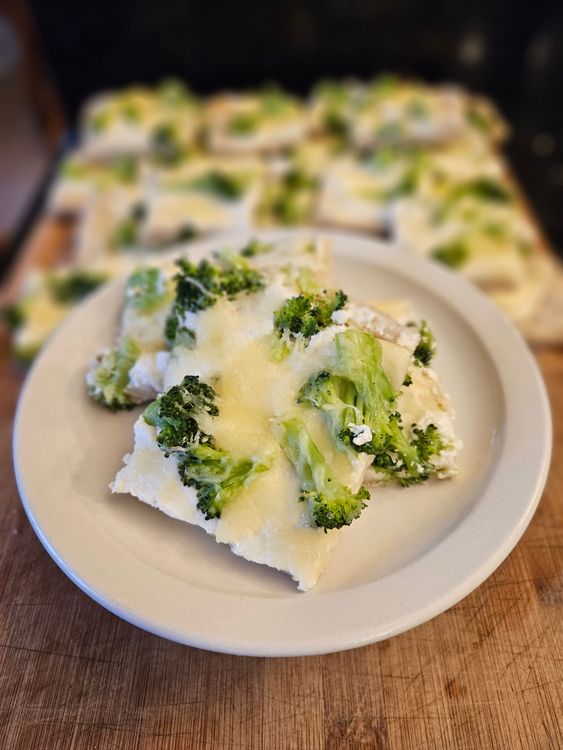 White Broccoli Pizza recipe
