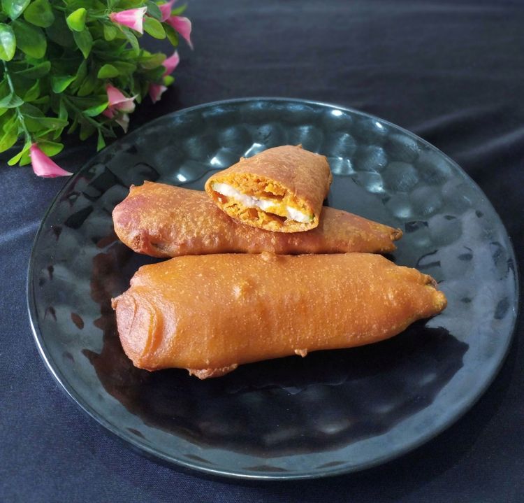Vazhakkai Bajji / Raw Banana (Plantain) Bajji recipe
