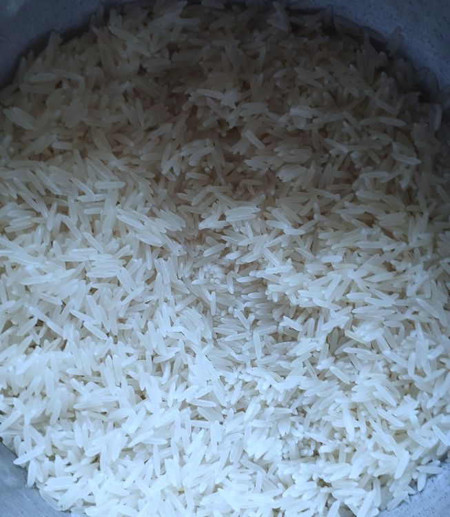 Step 1.1: Wash and soak the rice for 20 minutes