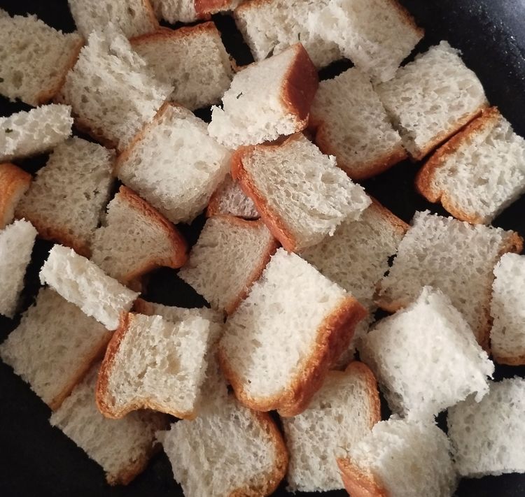 Step 1.1: Cut the bread into bite-sized cubes