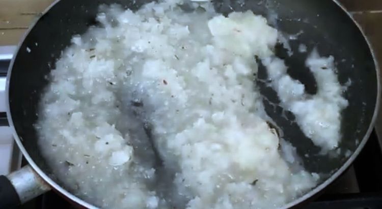 Step 1.1: Mix and cook on medium to low flame for 3-4 minutes