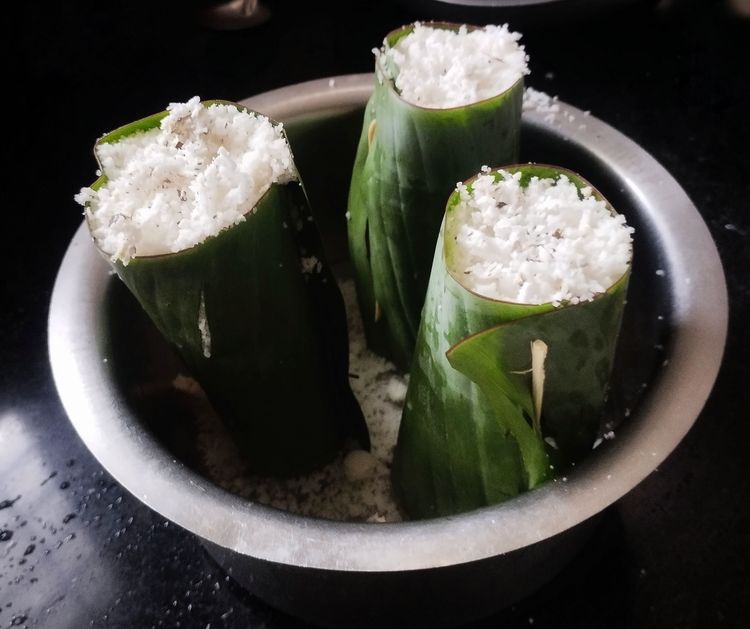 Step 1.1: Finally, layer it with some grated coconut