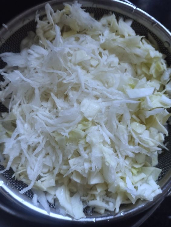 Step 2.1: Shred about 2 cups of cabbage thinly
