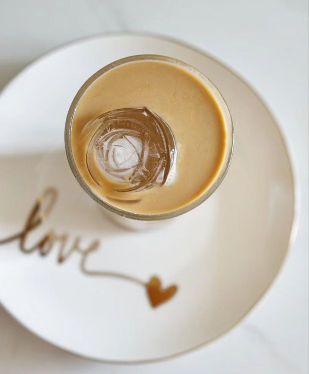 Super Simple Raw Coconut Latte recipe