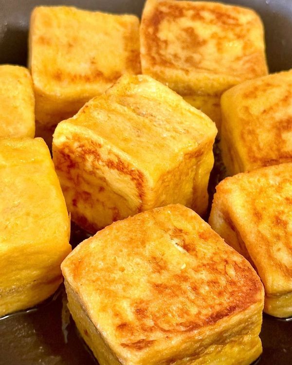 Step 1.8: Cut the sides of the toast