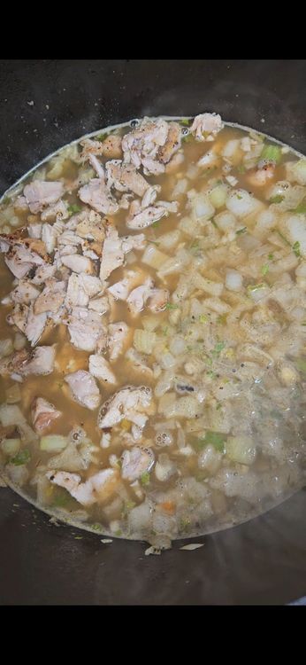 Step 4.1: Stir in the shredded chicken and let it heat through