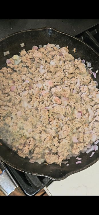 Step 1.1: Add the ground turkey and red onion to the pan