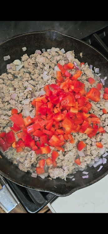Step 1.1: Add in bell pepper and mix