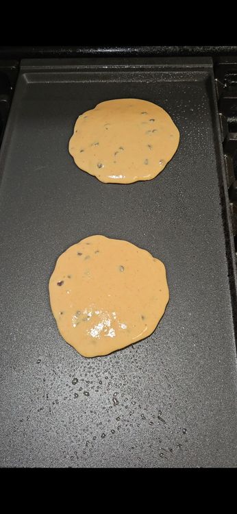 Step 1.1: Pour 1/4 cup of batter onto the hot griddle for each pancake