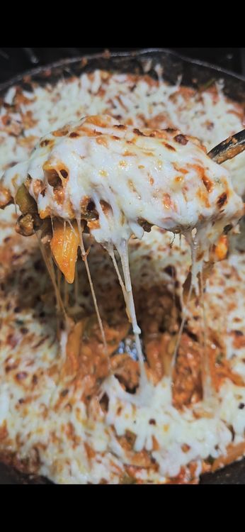 One Pan Easy Cheesy Turkey Pasta recipe