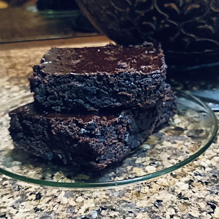 Step 1.1: Cool the brownies in the tray for 30 minutes, then remove and let them cool on a stand for approximately 2 hours