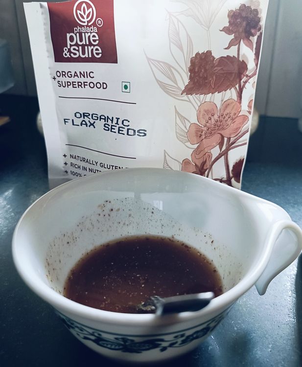 Step 1.1: Mix the two tablespoons flaxseed powder with 5 tbsps of water and 1 tsp of coffee powder, if using