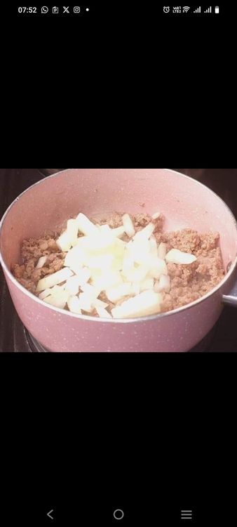 Step 1.3: Add chopped onion and green pepper, and sauté until soft