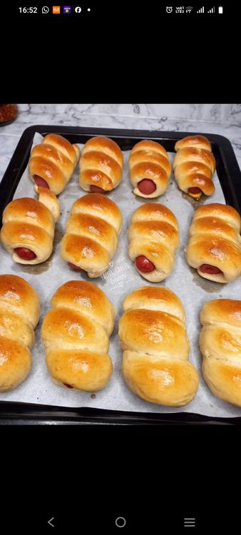 Step 3.2: Bake the rolls in the preheated oven for 15-20 minutes or until golden brown