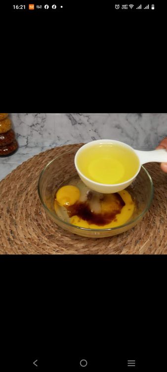 Step 1.2: In another bowl, beat the eggs and sugar until well combined