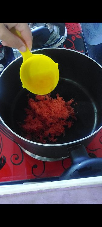 Step 1.2: Add 2 tbs water in carrots
