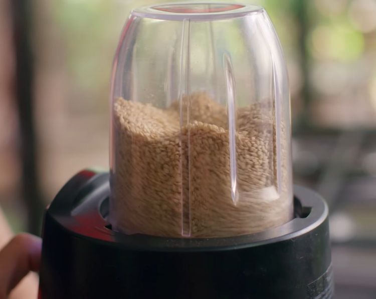 Step 1.1: Grind in 2 batches using pulse mode until you get a coarse powder