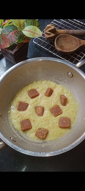 Step 3.1: Add jaggery cubes or jaggery powder and cook for another 5 min by adding 1 cup water