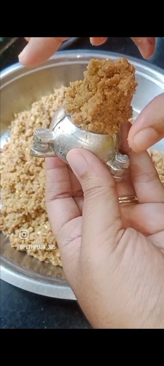Step 1.1: Use modak mould and make lovely modaks