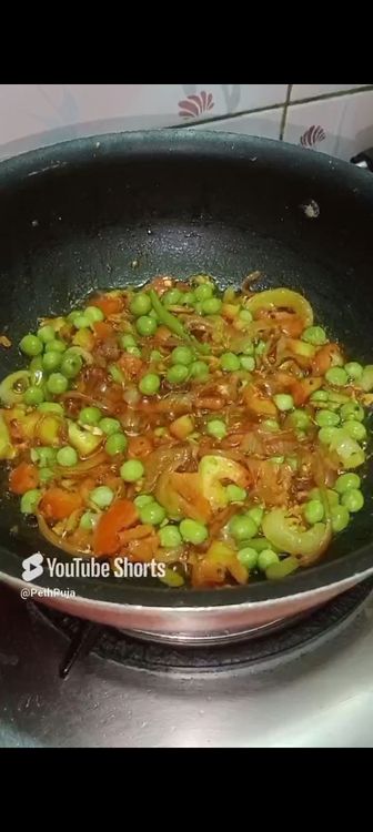 Step 1.4: Add tomatoes till it turns a bit mushy