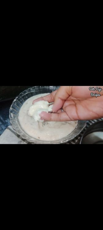 Step 1.1: Check the consistency by adding a small dallop of batter in water