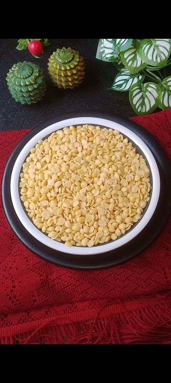 Step 1.1: In a utensil , wash and soak 1 cup toor dal 