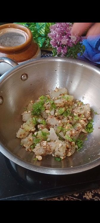 Step 1.1: Switch off the flame and garnish with coriander leaves