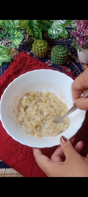 Step 1.2: Add pinch of senda namak and cardamom powder