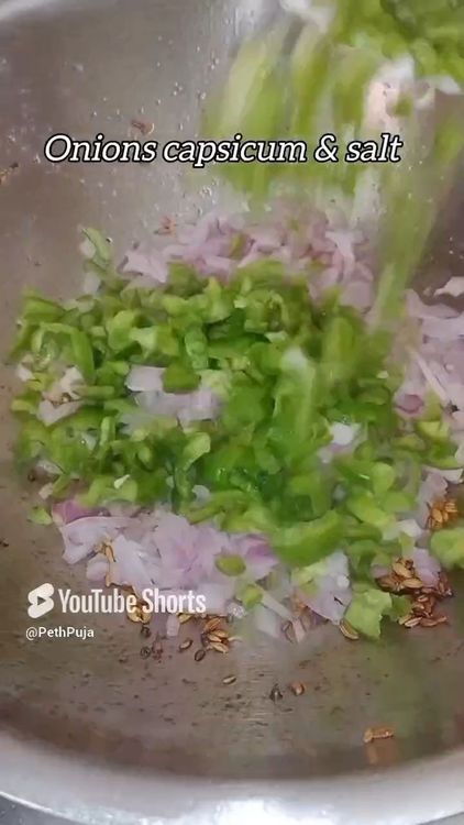 Step 1.2: Fos stuffing, heat oil , splutter some mustard seeds, fennel seeds , cumin seeds and then toss finely chopped onion & capsicum