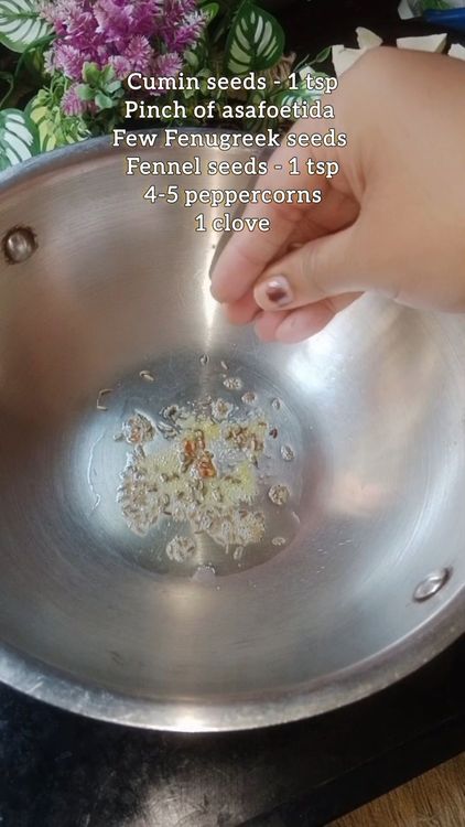 Step 1.1: Wash palak well , and keep aside