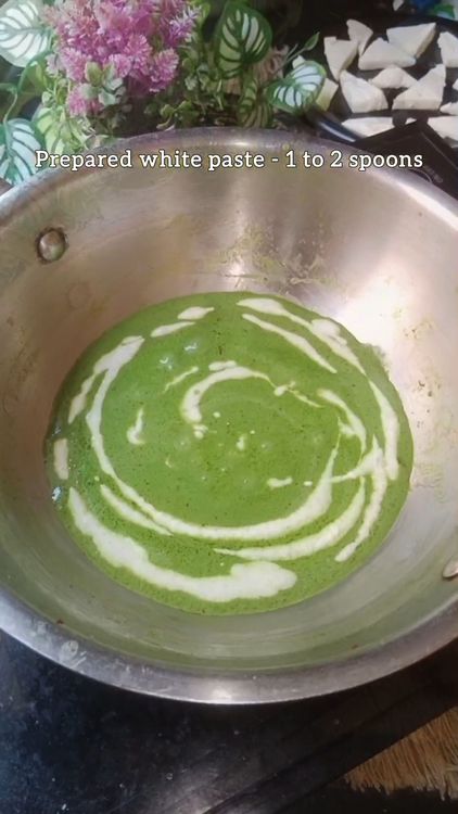 Step 3.5: Once the tempering is done , add the palak paste, salt and sugar