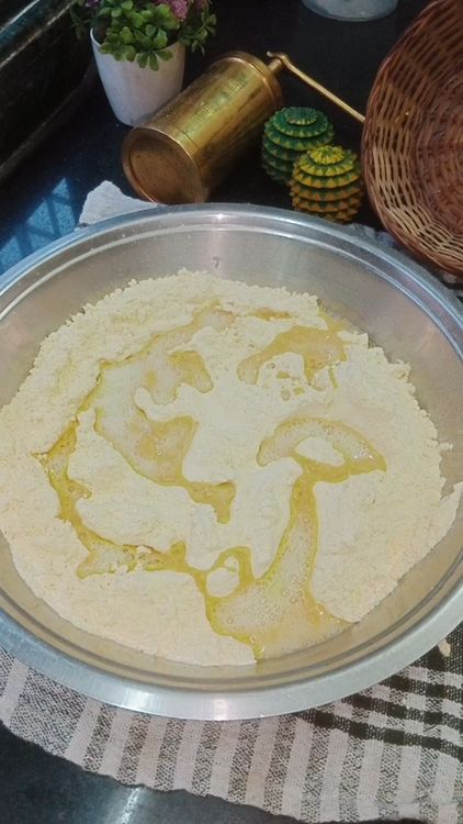 Step 1.2: Transfer the dry ingredients to a large plate , hand