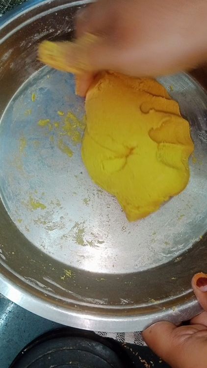 Step 1.3: Transfer the dry ingredients to a large plate , boil ajwain in water for about 10 minutes