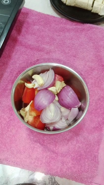 Step 1.1: Blend tomato onion ginger and garlic into fine paste keep aside