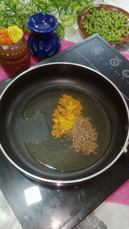 Step 1.1: Heat oil in a deep fry pan , temper some cumin seeds and turmeric powder