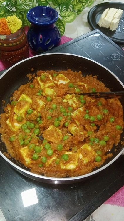 Step 1.2: Add green peas and paneer with biryani masala
