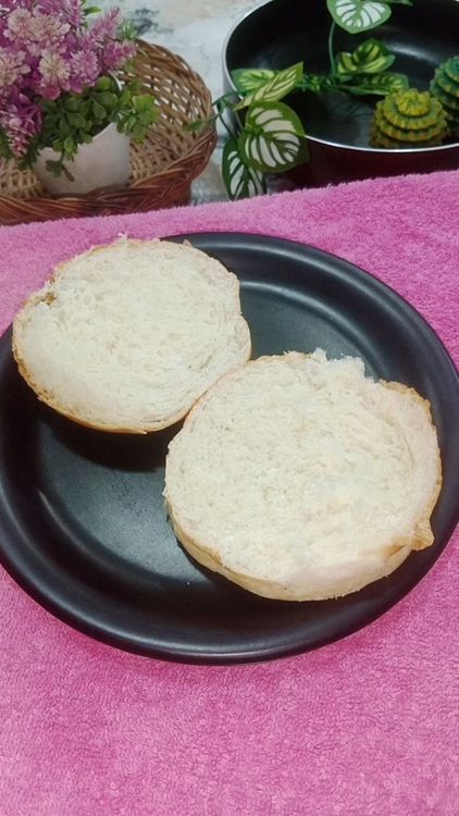 Step 1.2: Place a burger bun on plate