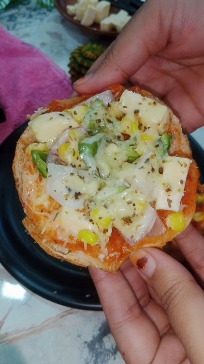 Step 1.2: Serve hot with any fries, potato wedges, or a salad on the side