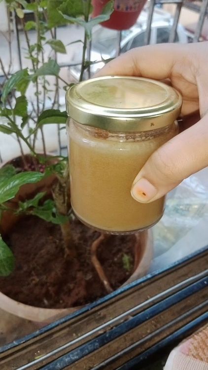 Step 1.4: The liquid turns from light brown to yellowish cream in colour as it solidifies