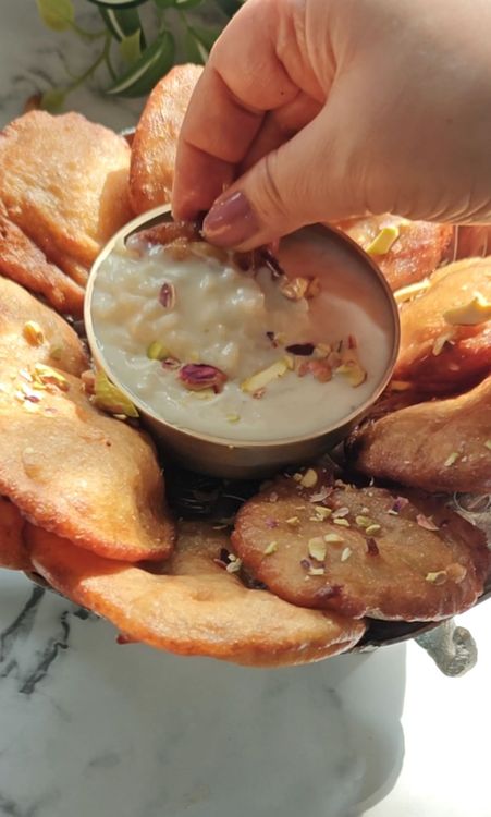 Step 1.2: Serve hot and enjoy with kheer or as is