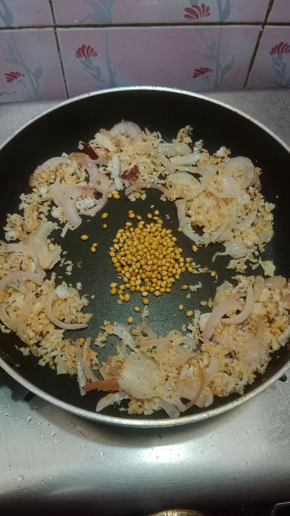 Step 2.2: Heat a pan and add 1/2 tbsp oil