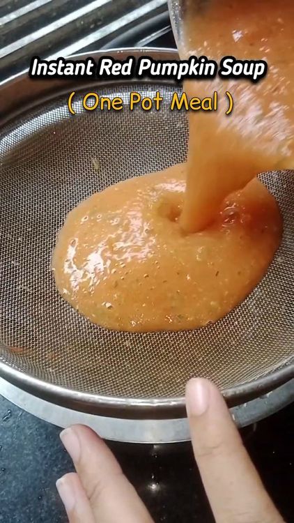 Step 1.2: Once cooled, transfer the mixture to a mixie jar and grind into a fine paste
