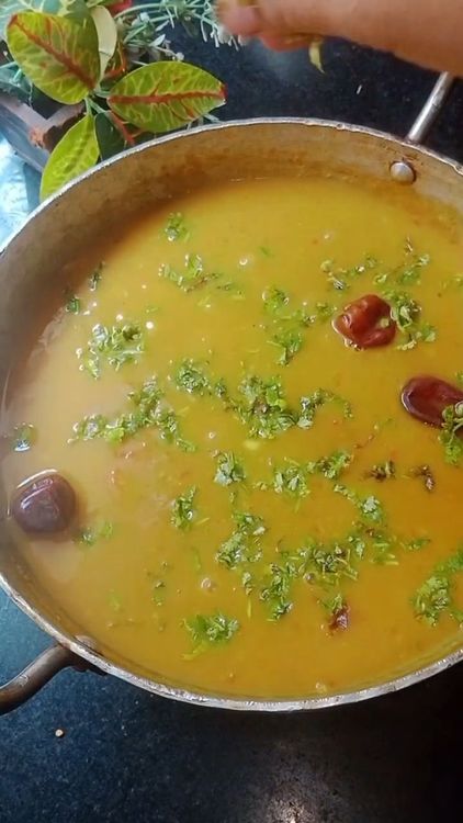 Step 3.1: Add coriander leaves and adjust salt